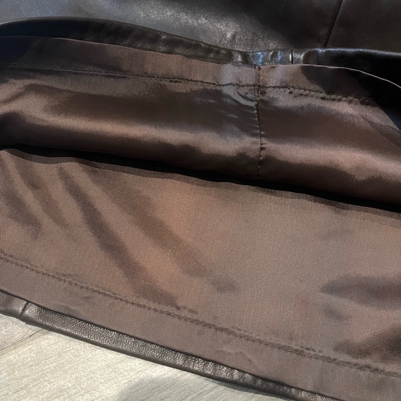 Lord & Taylor Dark Brown Short Leather Skirt - Picture 6 of 7